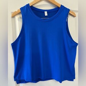 Lululemon waist length size 10 tank